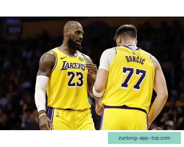 湖人雷霆最新首发阵容出炉东契奇联手詹姆斯亚历山大领衔登场